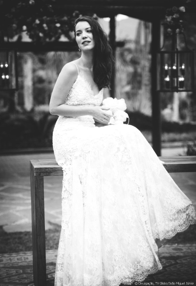 Sobraltaii's tweet image. Guilia, Vladimir e Nathalia são inesquecíveis pra mim, me apaixonei por eles e vou levar comigo #RockStory VladENathObrigadoPorGuilia