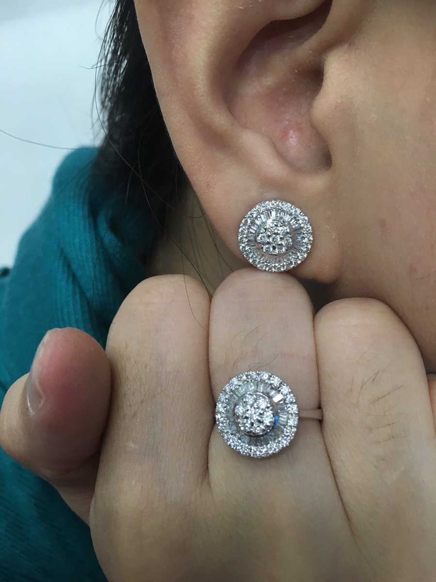 ashiyajewelry's tweet photo. Follow us on IG ❤️❤️❤️
#lovegemstones #jewelry #engagementring #weddingblog #authentic #diamondring #jewelrydesign #jewelrygram #igsale https://t.co/e1Mco2cPPM