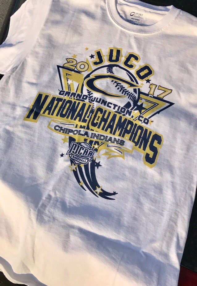 mcintosh_nolan's tweet photo. Gotta get your 2017 national champions tshirt✌🏻✌🏻 https://t.co/jPtoMXZEhq