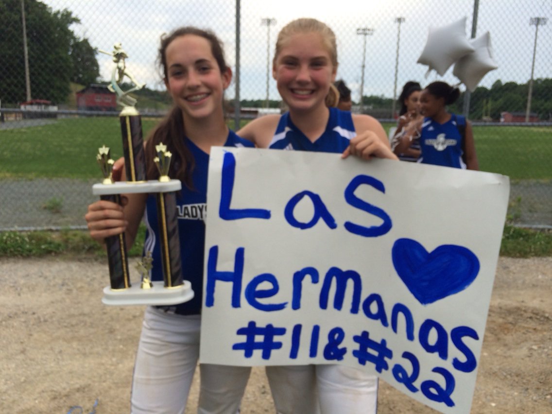 SherrieThuot's tweet photo. Congratulations Thuot and Sterner! #spartansoftballpride @WeAreSMSpartans https://t.co/78MZJtuAwC
