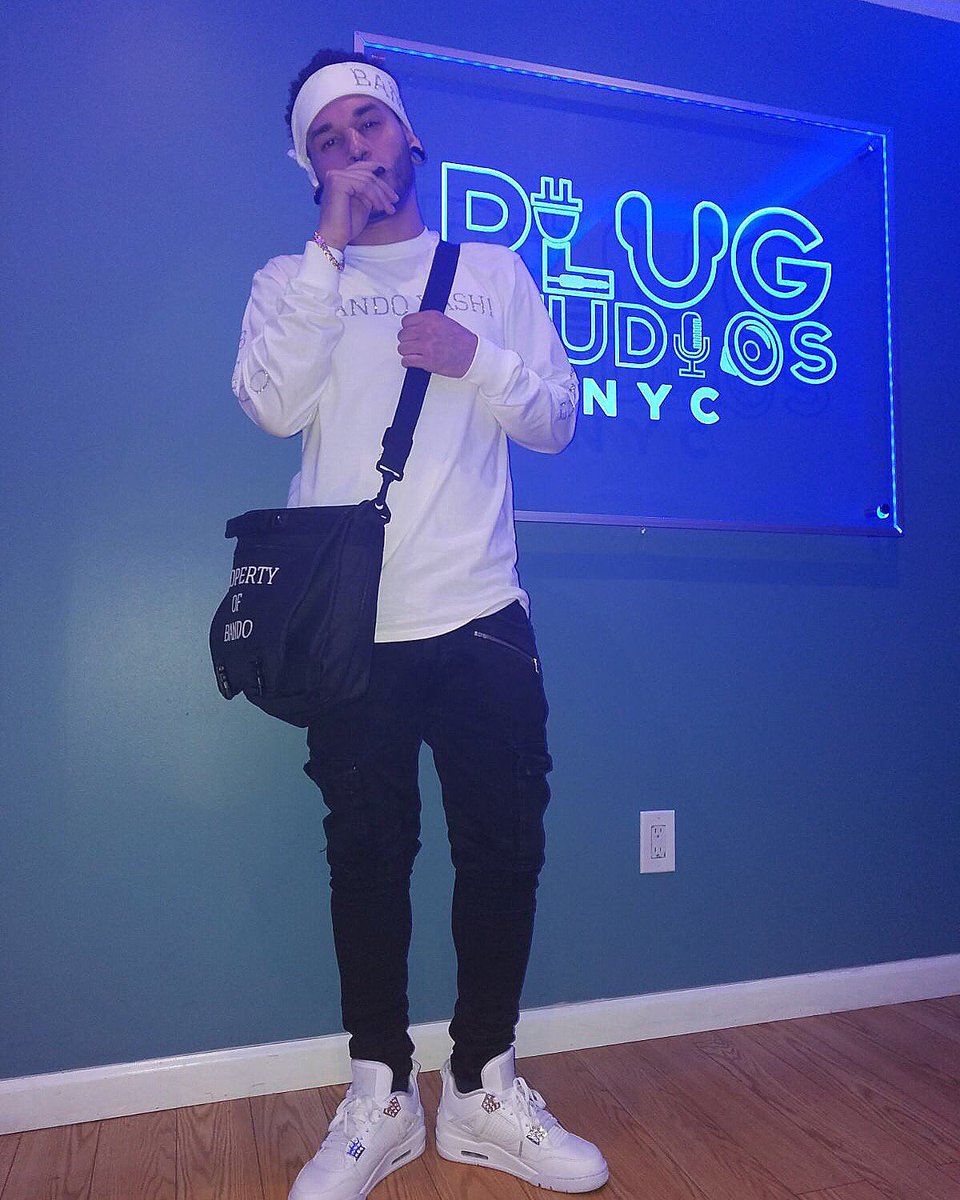 BandoYashi's tweet photo. PlugStudiosNYC https://t.co/hYHIoKkQQE