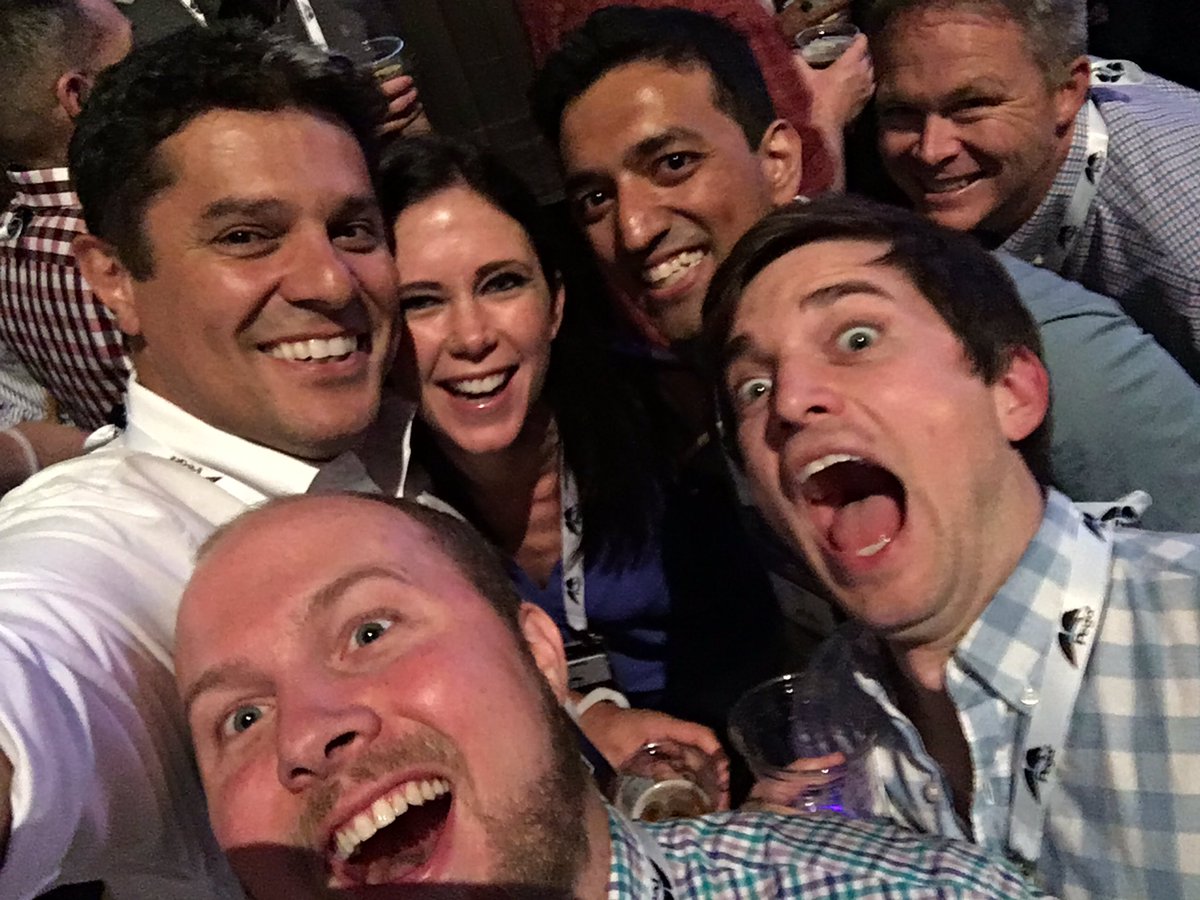 pegakerim's tweet photo. #Pegaworld selfie redux https://t.co/0bo6Xe2PEC