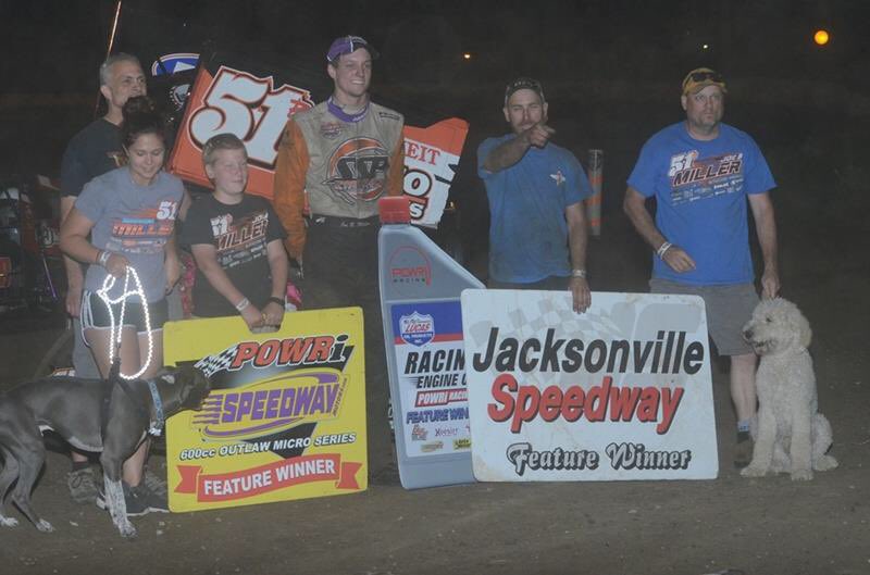 Lightning_Wings's tweet photo. Joe B. Miller snags the WIN night 1 of the @POWRi_Racing Speedweek at Jacksonville Speedway #lightningwings #choiceofchampions https://t.co/ORKRsPyMFW