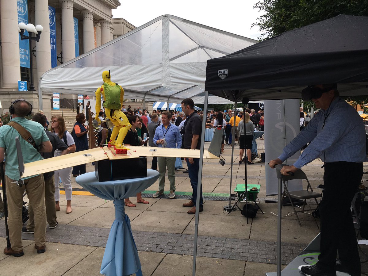 WypAviation's tweet photo. Hey #3686south! Come check out the #WingBoard VR demo! Try flying a RedBull air race course. https://t.co/euNQ6qH5aL