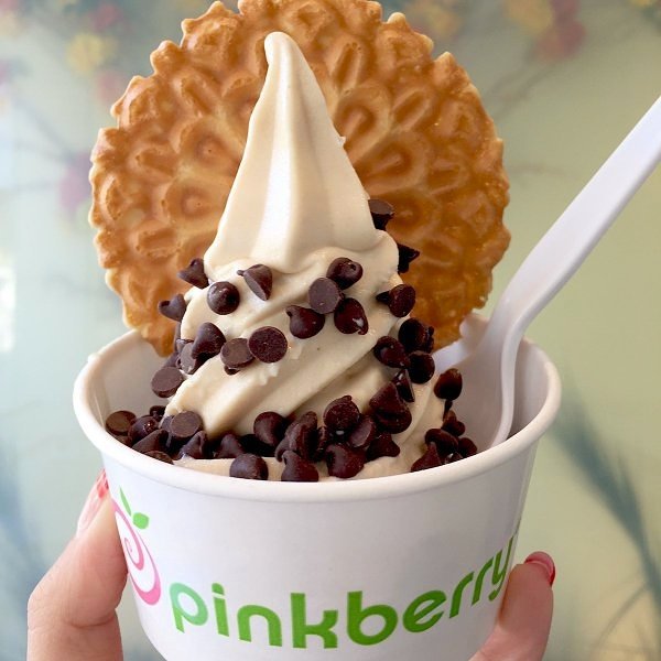 PinkberryPanama's tweet photo. Nueva SEMANA, nuevo SABOR! Prueba nuestro nuevo e irresistible pinkberry MANÍ!!! 😋🍧👌 https://t.co/ixebIO33JX