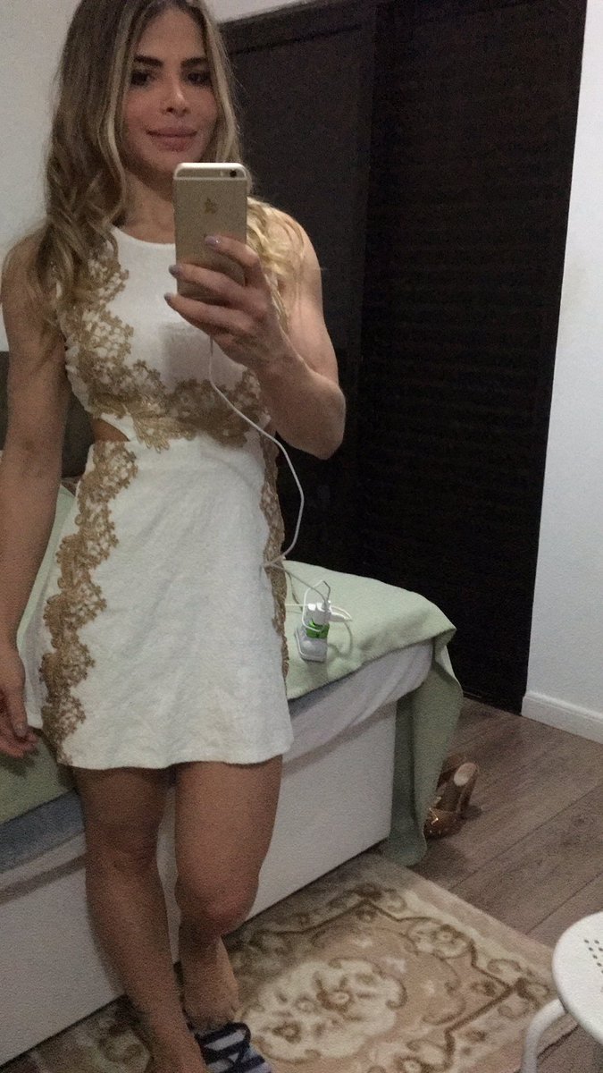 Julianasaad8's tweet photo. Olá safadinhos ❤ https://t.co/p5Go1LLf18