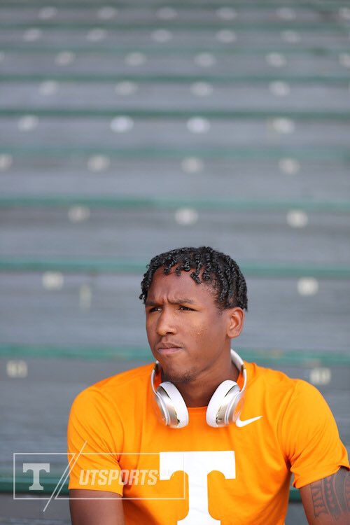 Vol_Track's tweet image. Game faces on. 🍊