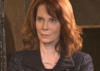 awsomepollTVDTO's tweet photo. Barnette Lockwood RT vs Bastianna Natale FAV https://t.co/xDjFGHW4In