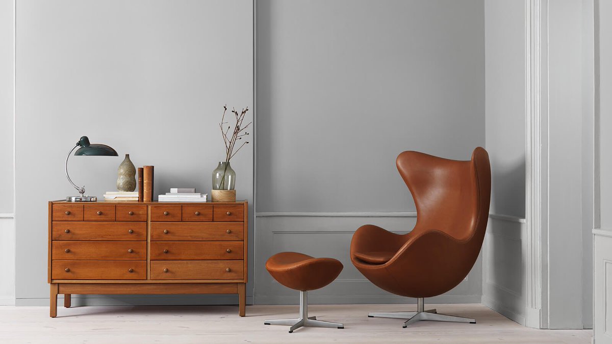 pureworkplacekc's tweet photo. Today's craftsmanship couple: the Swan™️️ and Egg™️️ #fritzhansen #arnejacobsen #fritzhansenobjects https://t.co/BycmfcXqV4