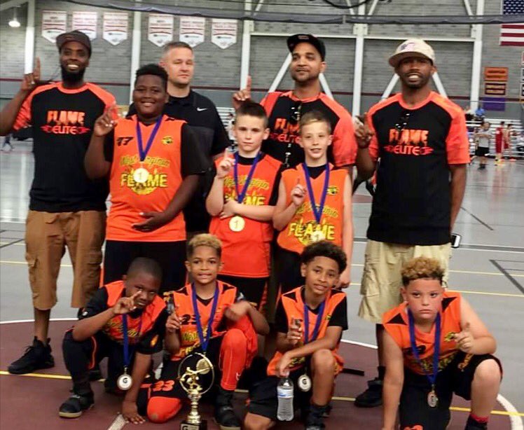Flame2026's tweet photo. Champions🏀🔥🏆#flame2026 #FlamewiththeWin #3rdgrade #GatoradeInvite https://t.co/W85h4Jc01E