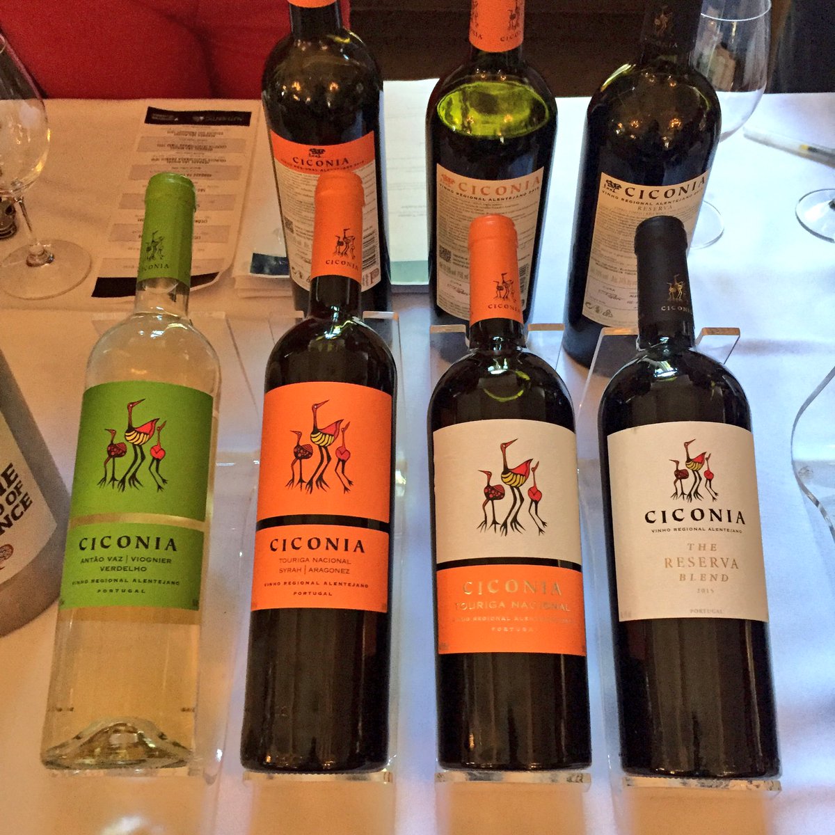 shelleyhayashi's tweet photo. Tasting many wines for the first time #Ciconia @grahams_port #Pratz&Symington @wines_portugal @VancouverClub https://t.co/QsNwwKR0Oj