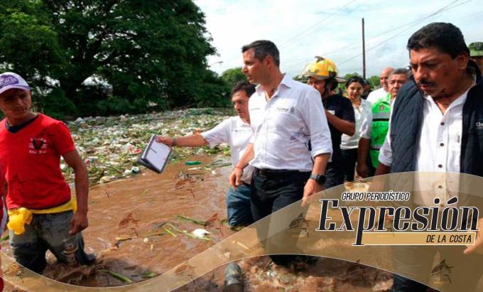 ExpresionCosta's tweet photo. New post (Emite SEGOB declaratoria de Emergencia para 127 municipios de Oaxaca) has been published on Expresió ... - https://t.co/XcFnCx1Ie6 https://t.co/XZH78ukRG4