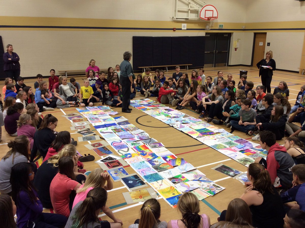 mwalkerhope's tweet photo. Consolidation piece! Final responses complete our 3 tier story belts to become an installation @crgummow #calltoaction83 @kprschools https://t.co/n3YKBOmg3a