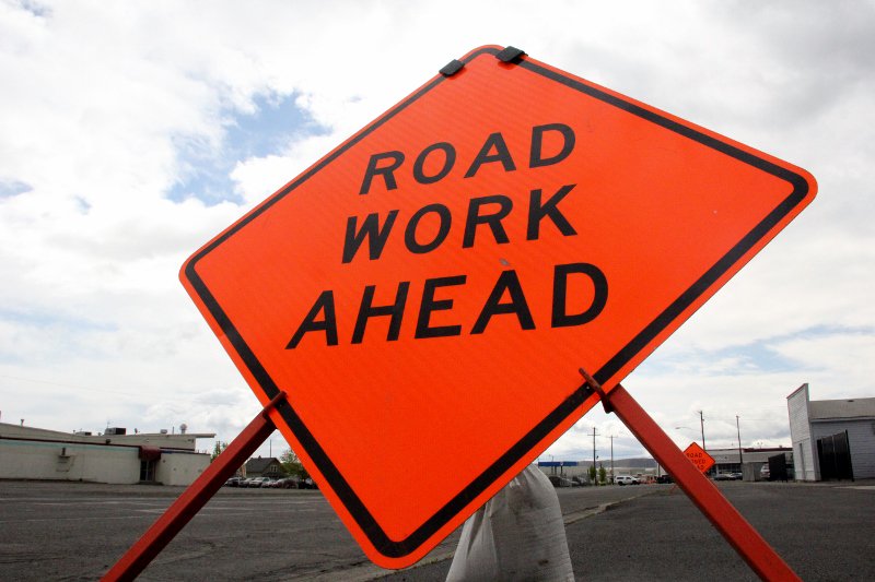 CityofYakima's tweet photo. A traffic pattern reconfiguration project will impact traffic on MLK, Jr. Blvd on Tuesday, June 6th. Find out more. https://t.co/CSsn1dPfzN https://t.co/N0M85kqZZM