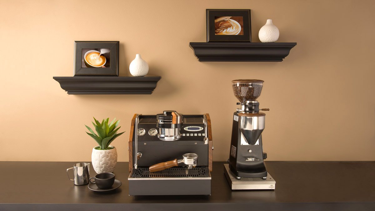 ArtpressoDesign's tweet photo. Channel your inner barista. Bring the specialty coffee experience home.βοΈπ‘ @LaMarzoccoHome #artpressodesign #lamarzoccogs3 #lamarzocco https://t.co/LyodcMie0k