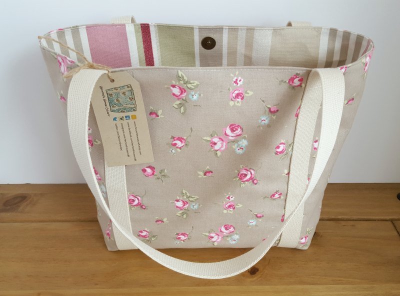 HectorsBags's tweet image. Rose Tote Bag, Canvas Beach Bag, Reusable Shopping Bag, Flowery Purs… tuppu.net/b346afa6 #Shopsmall #MomPresent