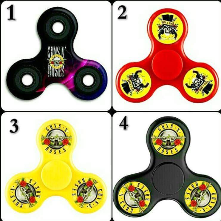 When 80's meets 2017...lol..<a href="/DuffMcKagan/">Duff McKagan</a>