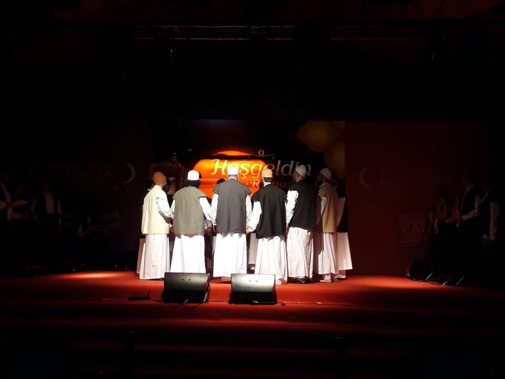 sufidevran's tweet photo. #sufidevran #ümraniye #Ramadan2017 https://t.co/HPVjehTKT1
