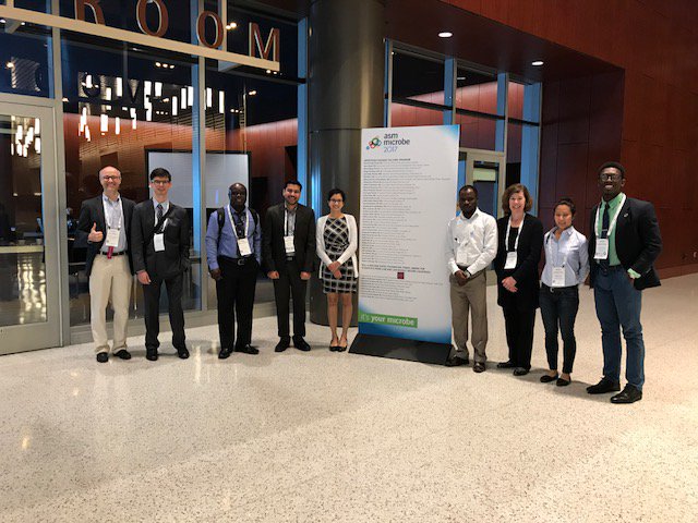 drbhiyi's tweet photo. Bill and Melinda Gates foundation infectious disease fellow #ASMicrobe2017 https://t.co/WCB6h85KEx