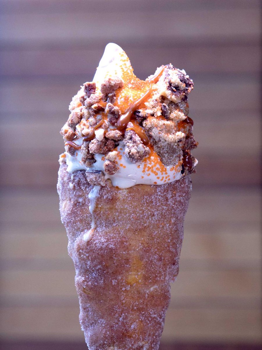 FoodNetwork's tweet photo. When in Austin, have ice cream in a doughnut cone #IncredibleEdibleAmerica https://t.co/u6nms8f9dj https://t.co/0UgeZPILPZ