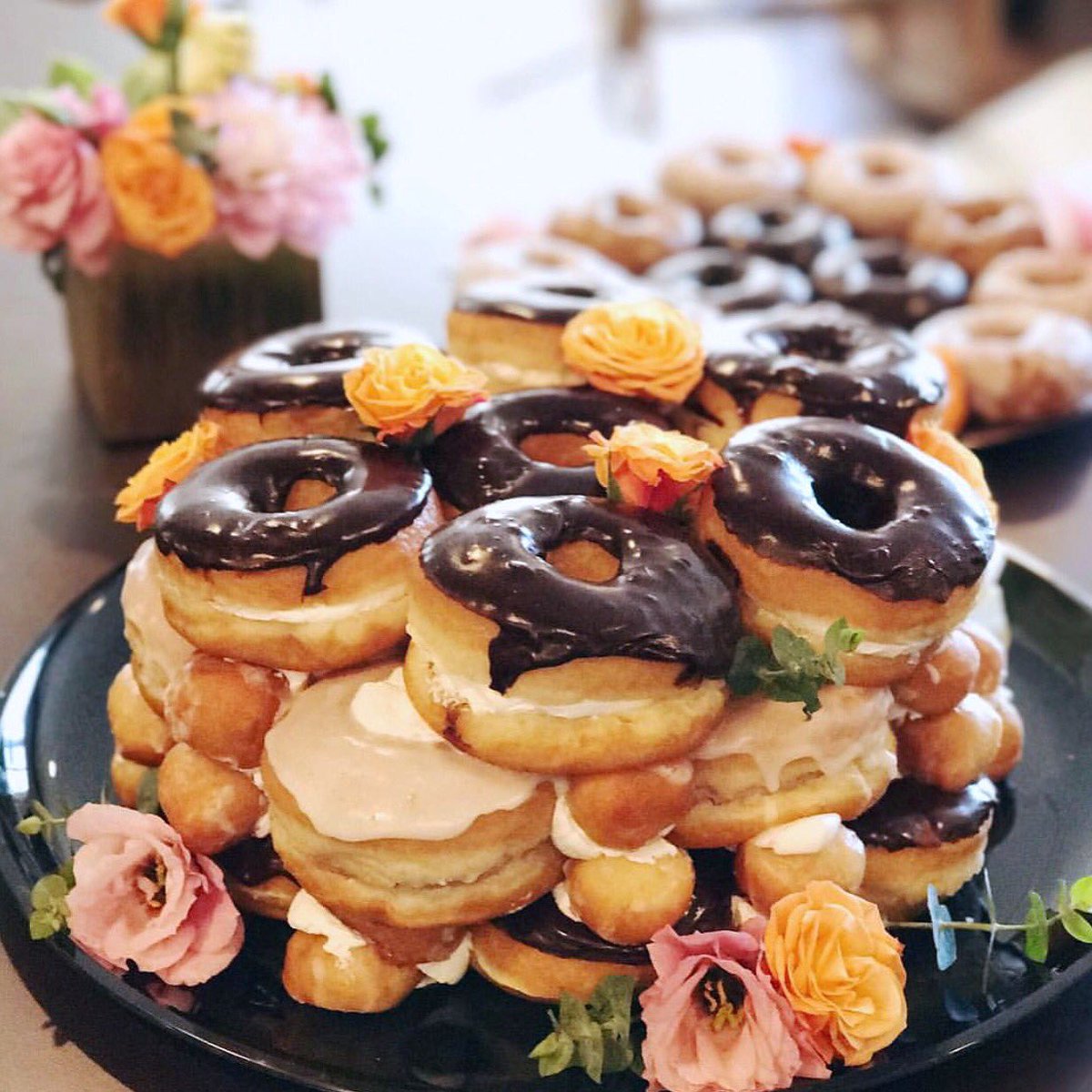 DonutFriend's tweet photo. Road to Joy #brighteyes #DFcatering #diydonuts (π·: @luckeleven_events) https://t.co/zzCxGnT5TQ