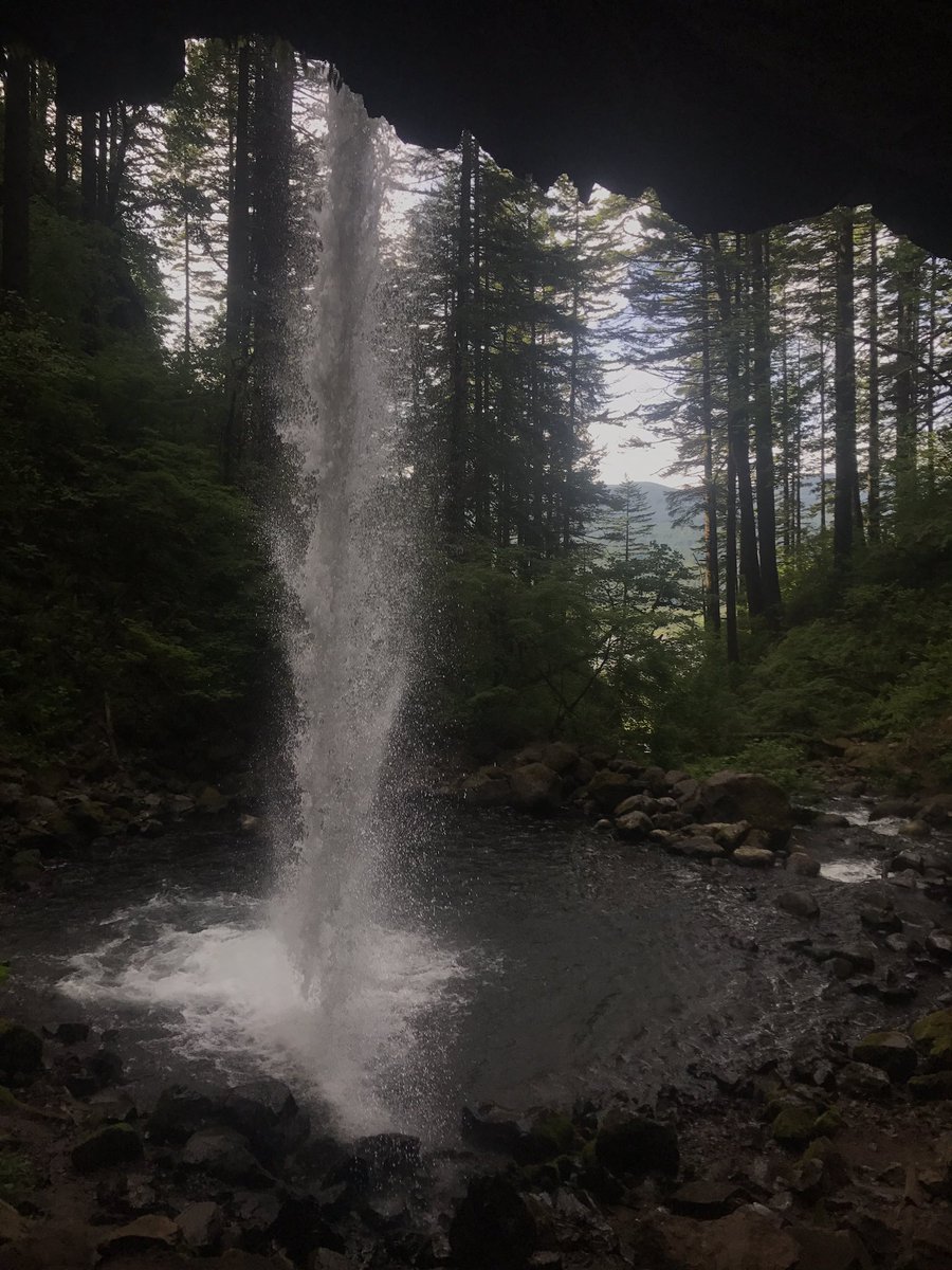 mmg49072's tweet photo. I hear the #carfs still suck, but here are some beautiful waterfalls I saw today. https://t.co/b5SJnOvrox