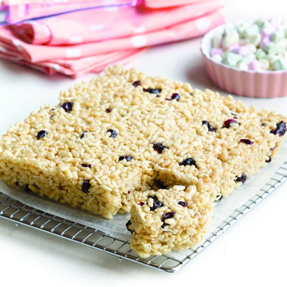 A great way to use gluten-free marshmallows, this coconut rice bubble slice is a tasty after school treat ow.ly/QL1130c2YpA