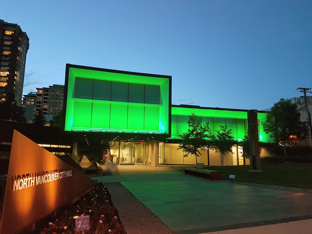 City Hall will be lit up green tonight in honour of #WorldEnvironmentDay #NorthVan ❤ #ILoveMyCity #LivingCity https://t.co/LvBbx1oFZN