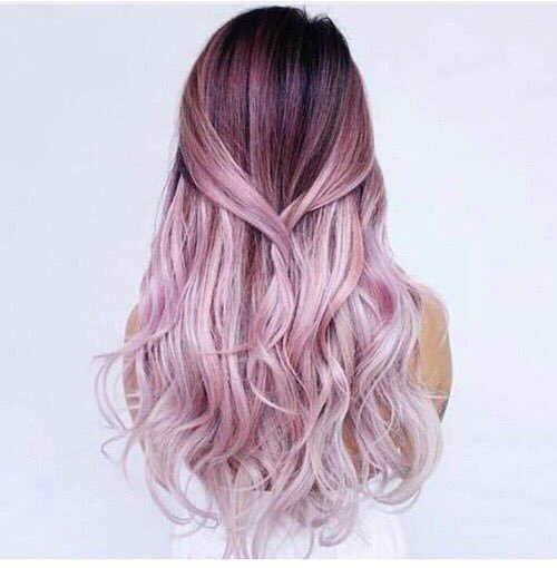 Hair_making__up's tweet photo. ピンクのヘアカラーめっちゃかわいい😍😍

夏にしてみたい🐼💕💒🎀 https://t.co/B74hqKGLTO