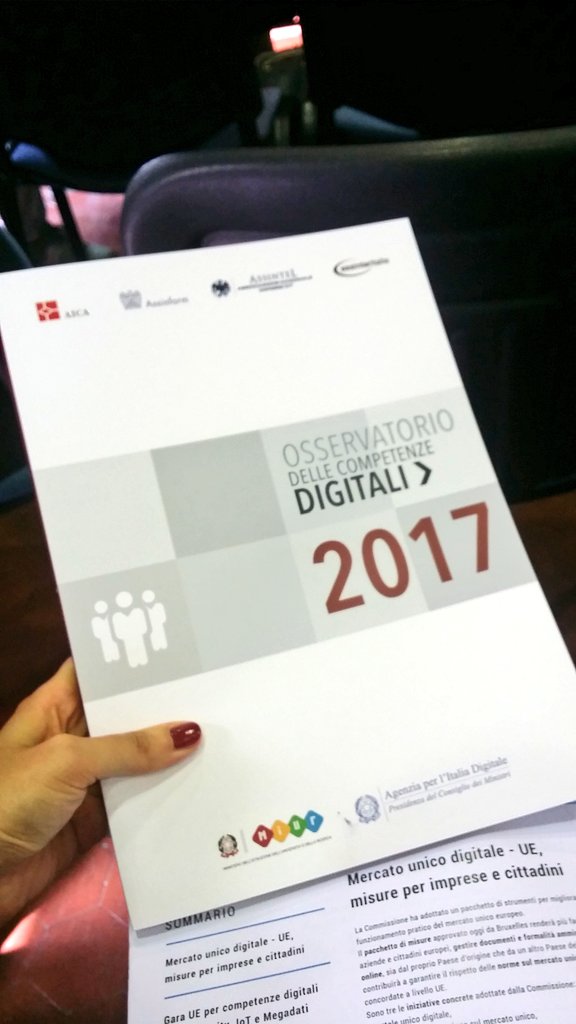Conoscere lo scenario moderno per #orientare giovani vs il futuro: oggi presentazione dell'Oss. #competenzedigitali
