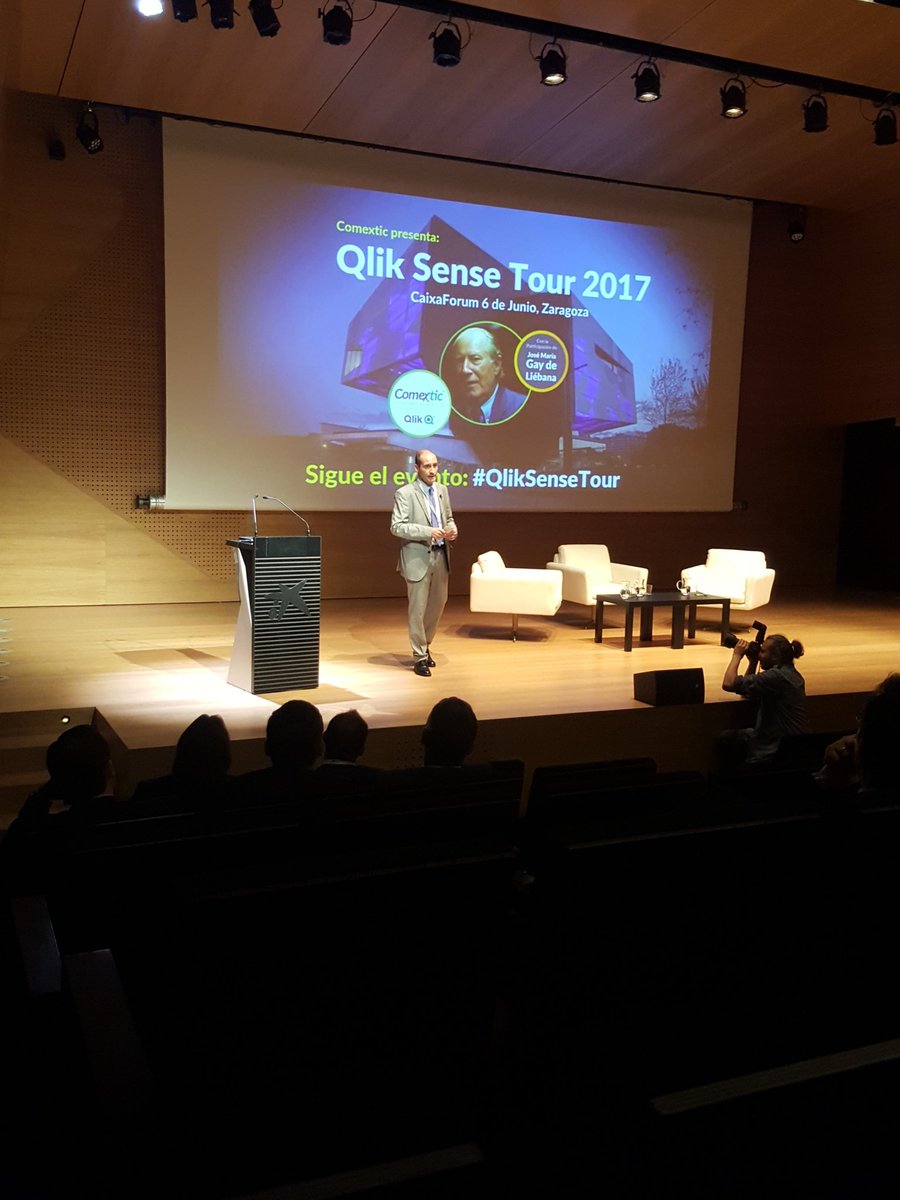 davidfraj's tweet photo. Siguiendo el evento de #QlikSenseTour en #caixaforumzgz https://t.co/8uz02e8RsP