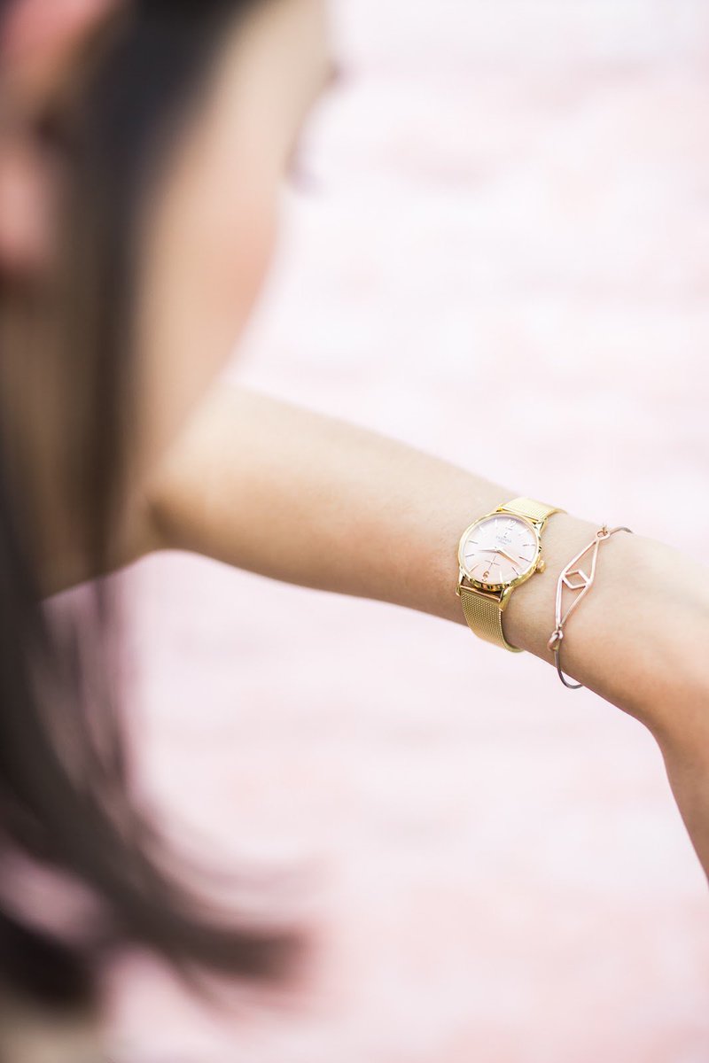 FestinaEs's tweet photo. Descubre estas preciosas fotos de Linh, de @minouderie con su nuevo reloj de la #FestinaExtraCollection! https://t.co/LuqBmMcYv8 https://t.co/B57DdZQbxP
