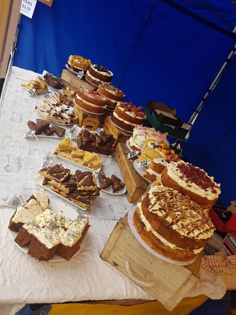 ClairesKitchen3's tweet photo. @KeeleSM @KeeleSU @KeeleActivities @KeeleUniversity Cheer Up The cake man cometh! 
On my way with Cakes, traybakes and brownies. Outside SU https://t.co/nYKJX6DsiQ