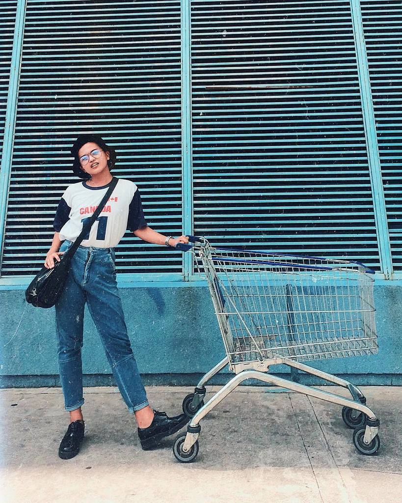 jikevalencia's tweet photo. Shades of blue 💙💎
.
.
.
.
.
#urbanoutfitters #woogoph #globalfotografia #grammerph #mightykillers #minamalist #min… https://t.co/a1VOoOXpzR https://t.co/oo8UmBFGI3