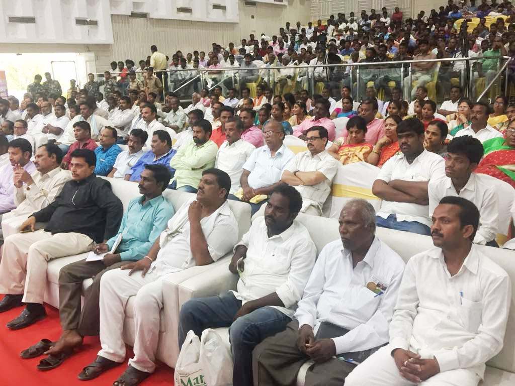 ahir_hansraj's tweet photo. Interacted with @BJP4Telangana Karyakarta's at #Nirmal on occasion of #3YearsofModiGovernment . https://t.co/CF51f5Pyfc