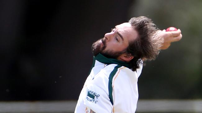 Batsmen beware - Peter Manser is back to cause havoc as <a href="/WoodendCC/">Woodend Cricket Club</a> chases a breakthrough #GDCA flag. Story: bit.ly/2qVP6Sm