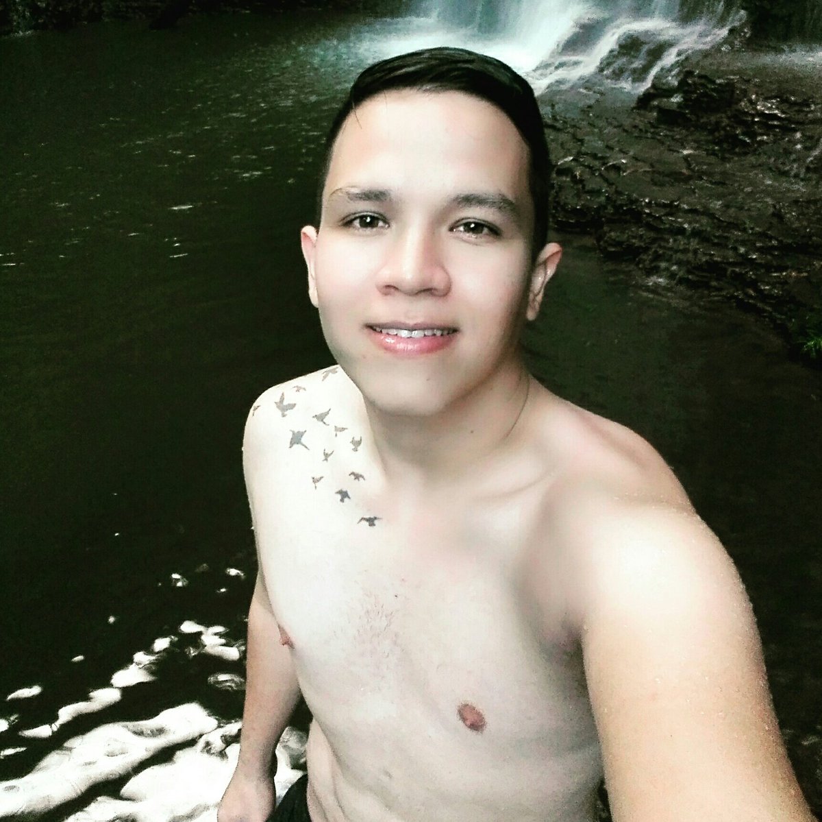 RAMIRO923's tweet photo. #NuevaFotoDePerfil https://t.co/53FzolVxIH