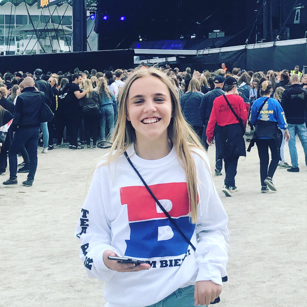 MillanThunblad's tweet photo. #denmark2013 #sweden2013 #miami2016 #sweden2016 #denmark2017 #fifthconcert @kbiebercrew @_PurposeUpdates  @justinbieber @scooterbraun https://t.co/wTyOdT5by1