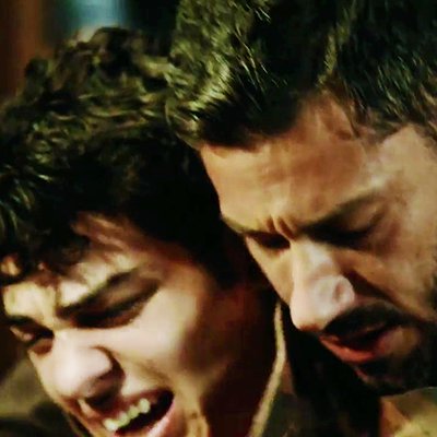 adamsfostcr's tweet photo. don't you ever get lonely? / i got you. just breathe. #TheFosters https://t.co/8HnTielGKB