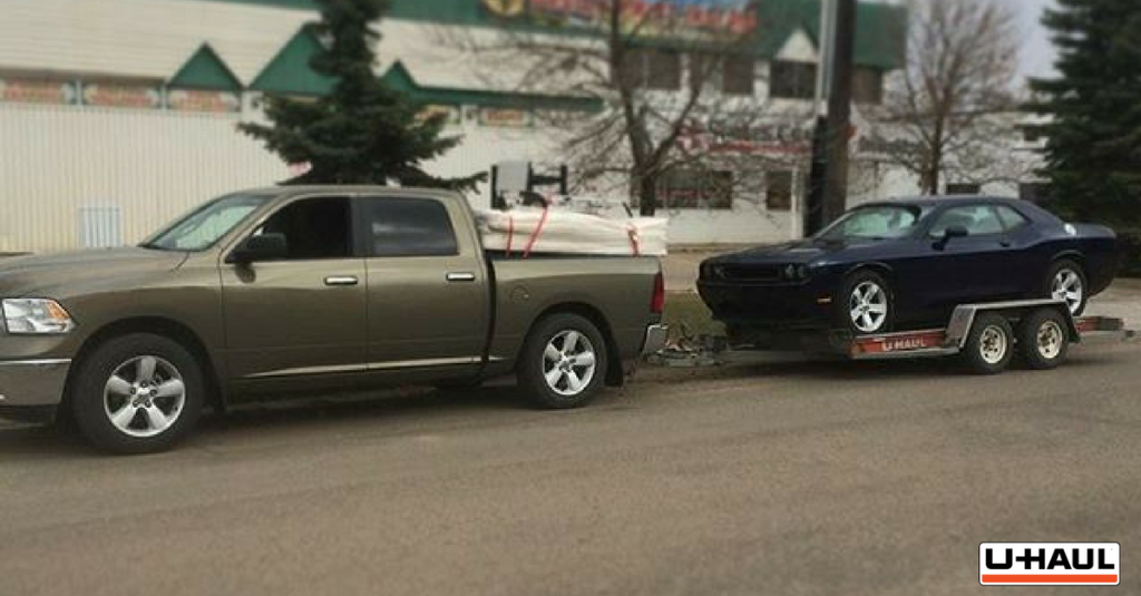 UHaulQuebec's tweet photo. Avec une attache de #remorque, votre voiture devient une v‚ritable machine … #remorquer! https://t.co/3RmoCbx4Ge https://t.co/8UGBkQQ7uP