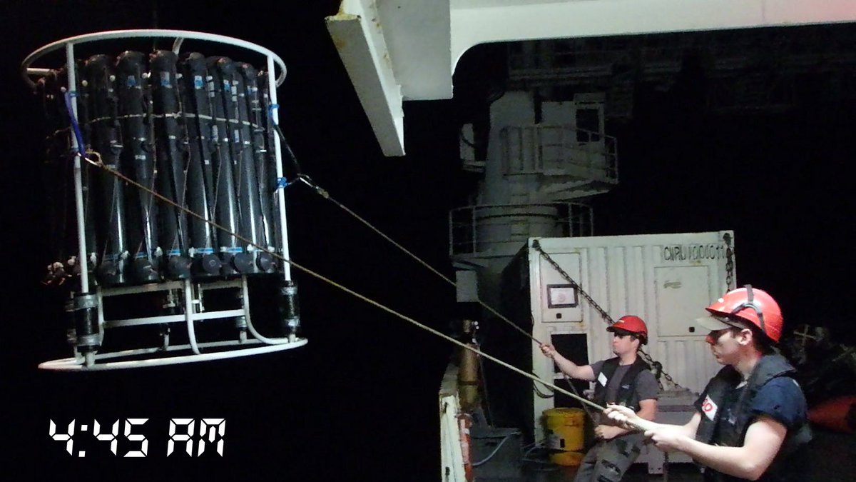 peacetimecruise's tweet photo. Scientists and crew members are working day and night onboard the R/V 'Pourquoi Pas?'. #ChArMEx #MerMEx @INSU_CNRS @Ifremer_en https://t.co/18nyMwb46V