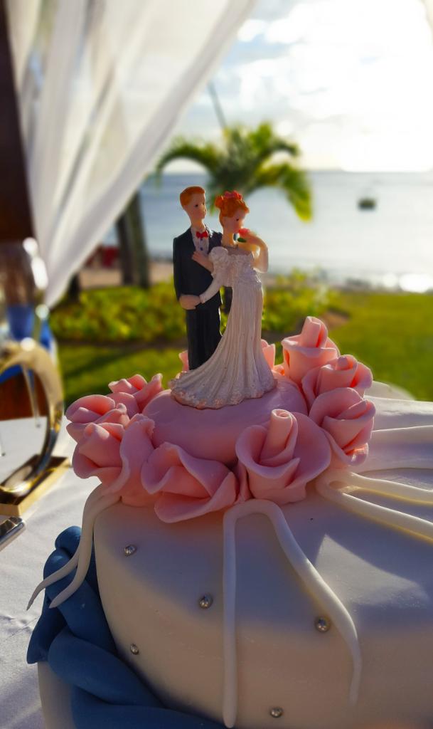 LeMeridienIleM's tweet photo. Imagine yourself getting married at #LeMeridienIleMaurice -the sunset as your backdrop, the soft sand as your stage&amp;the waves as your music! https://t.co/JOI7hDsNJj