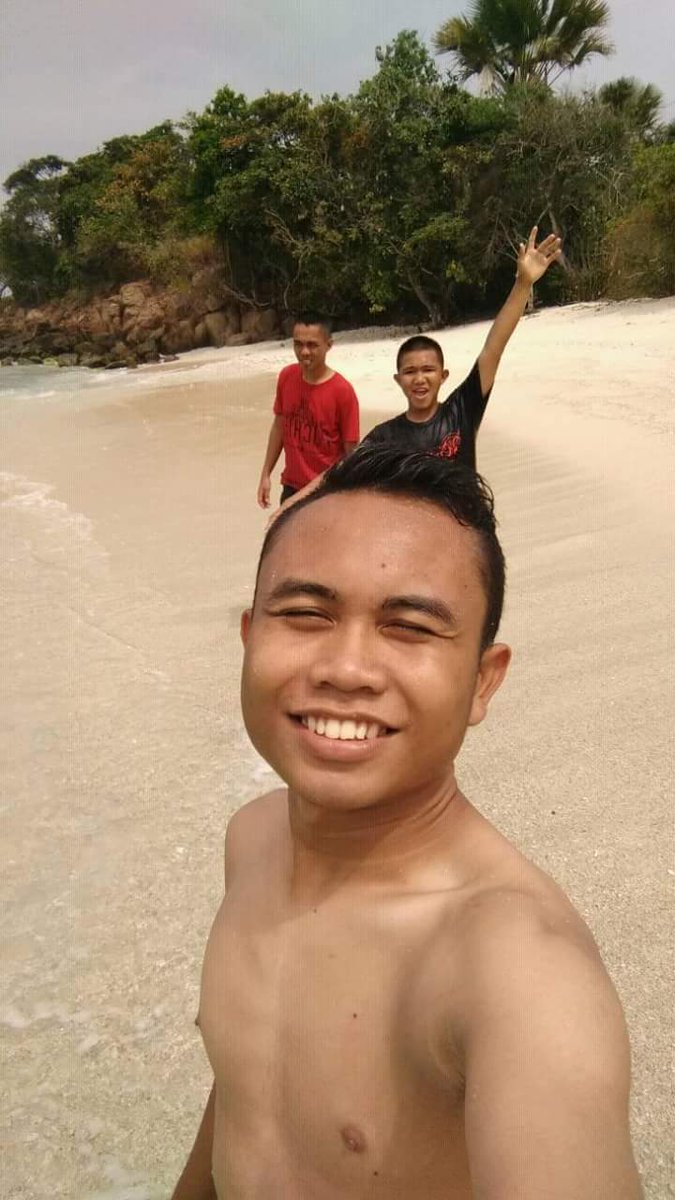 FathaPopa's tweet photo. Pulau laga....
Nuangan, boltim
#wekend https://t.co/dCfbDVieDI