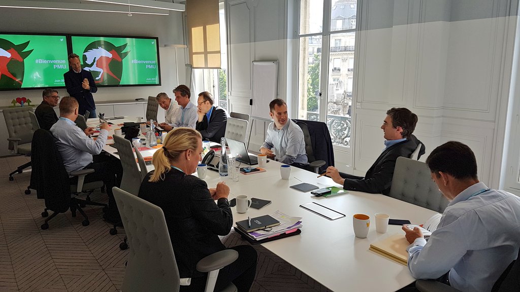 Marjo's tweet photo. Aujourd'hui @TwitterParis souhaite la bienvenue au CODIR de @_PMU ! Ravis de vous accueillir pour cette matinée d'échanges. https://t.co/XrjIm70Ut6