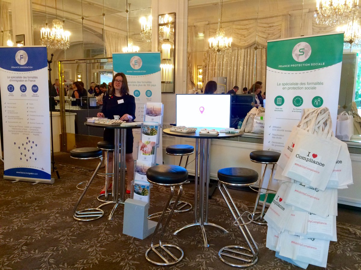 FranceImmig's tweet photo. Notre super stand aux Rencontres de la Mobilité Internationale du @GroupeHumanis ! Venez nous rencontrer :) #MobilityCompliance https://t.co/h5rZeu693t