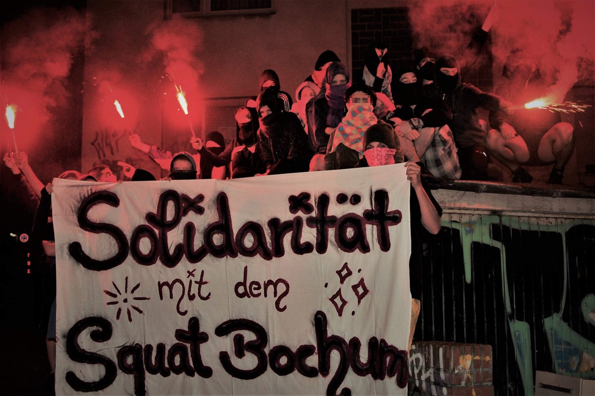 squatms's tweet photo. Grüße gehen raus an das neue Squat in Bochum.
https://t.co/mKe7YmX26G
#squatms #Liebe #SquatBo https://t.co/O5WlchQC81