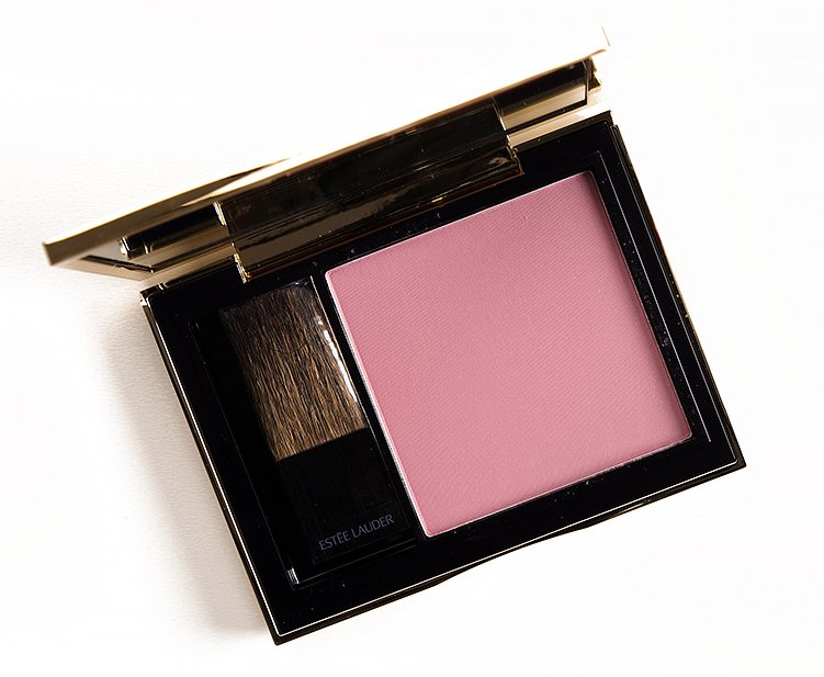 davelackie's tweet photo. Add a flush of colour to your cheeks with Lauder's Sculpting Blush in Audacious Plum! Win it! To enter follow @davelackie &amp; RT https://t.co/cO1IZlFkc2