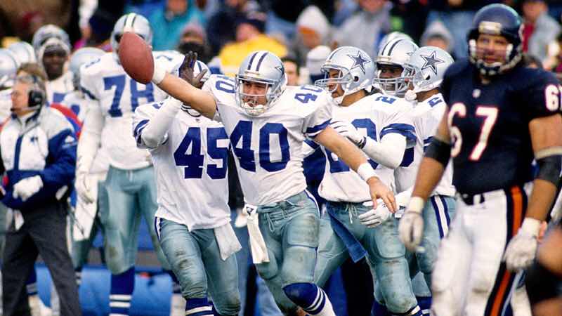 Happy birthday to former safety Bill Bates!!! 