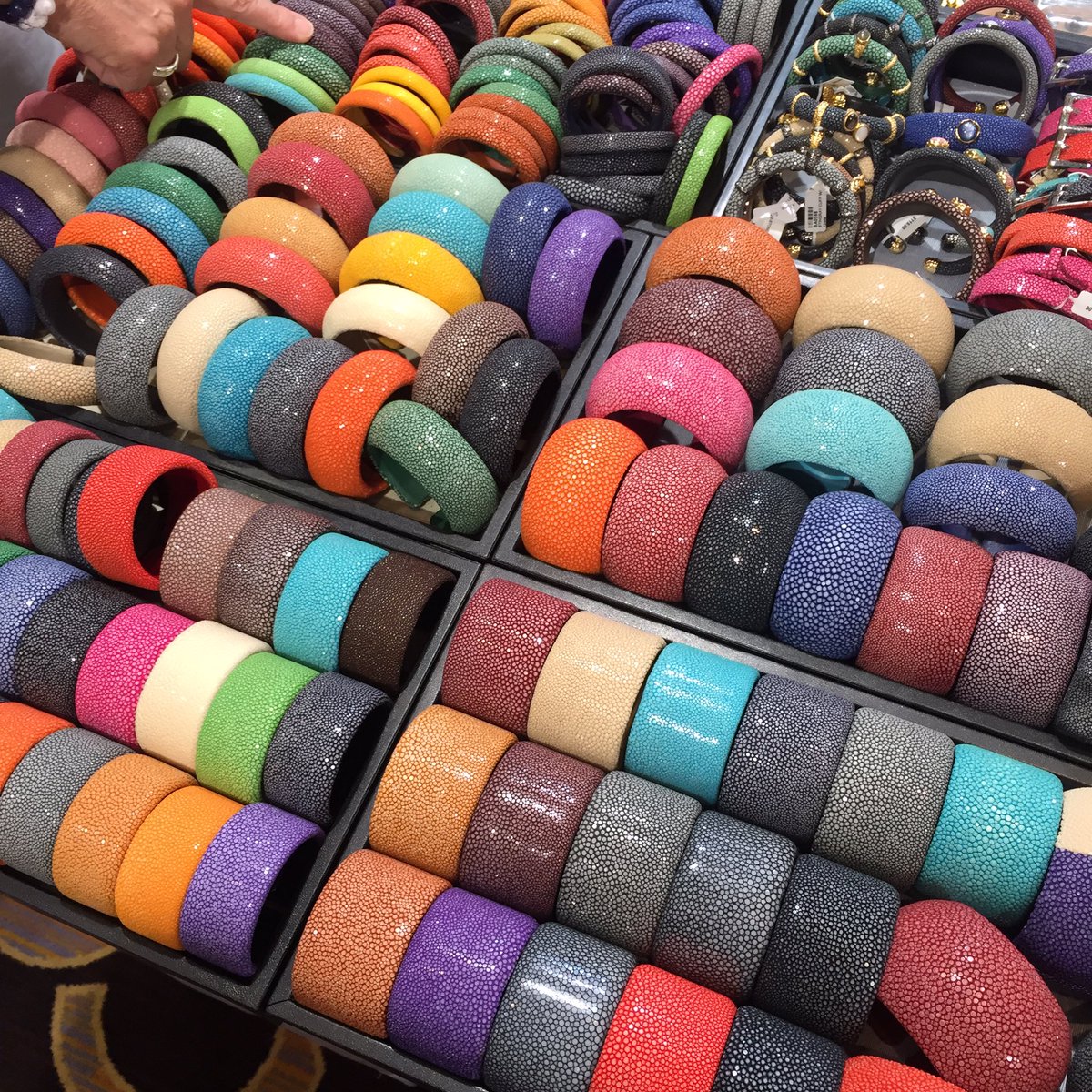 ShopLWN's tweet photo. It's a bright and colorful day at AGTA! #jewelry #tuesday #accessories #bracelets #jewelryshow #shoplwn #lwn https://t.co/Rrw9h6uIwm