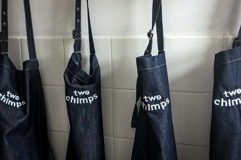 Aprons for #caterers &amp; the #catering industry!

whittakersembroidery.co.uk/APRONS.htm

#London #Manchester #Birmingham #Liverpool #Blackburn #Leeds